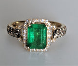 The Pink Pigs, Animal Lover's Boutique Fine Jewelry Rings Effy Genuine Emerald and Diamond Halo Ring 14K Gold-Pre-owned